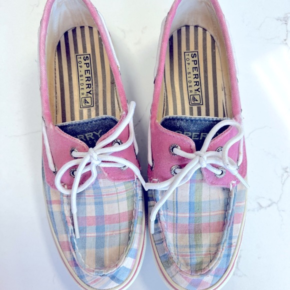 Sperry Shoes - Sperry pink plaid loafers